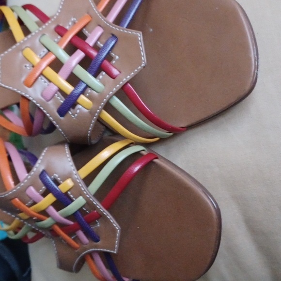 Apostrophe Women’s Kitten Heel Sandal - Picture 2 of 8